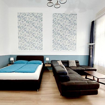 Eoetvoes Apartman Βουδαπέστη Εξωτερικό φωτογραφία