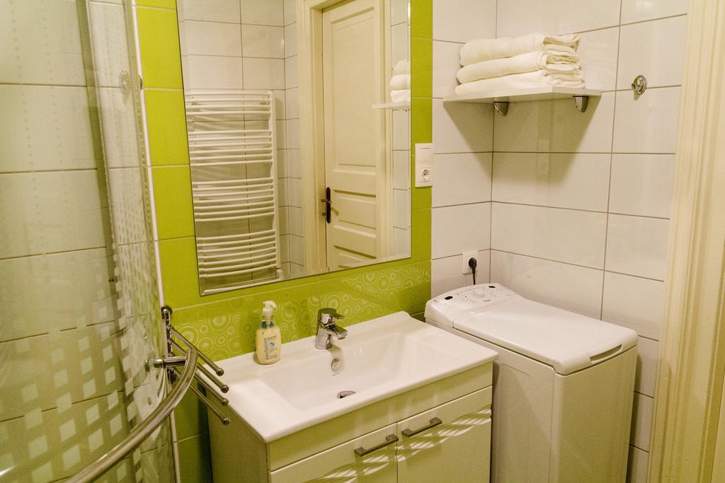 Eoetvoes Apartman Βουδαπέστη Δωμάτιο φωτογραφία